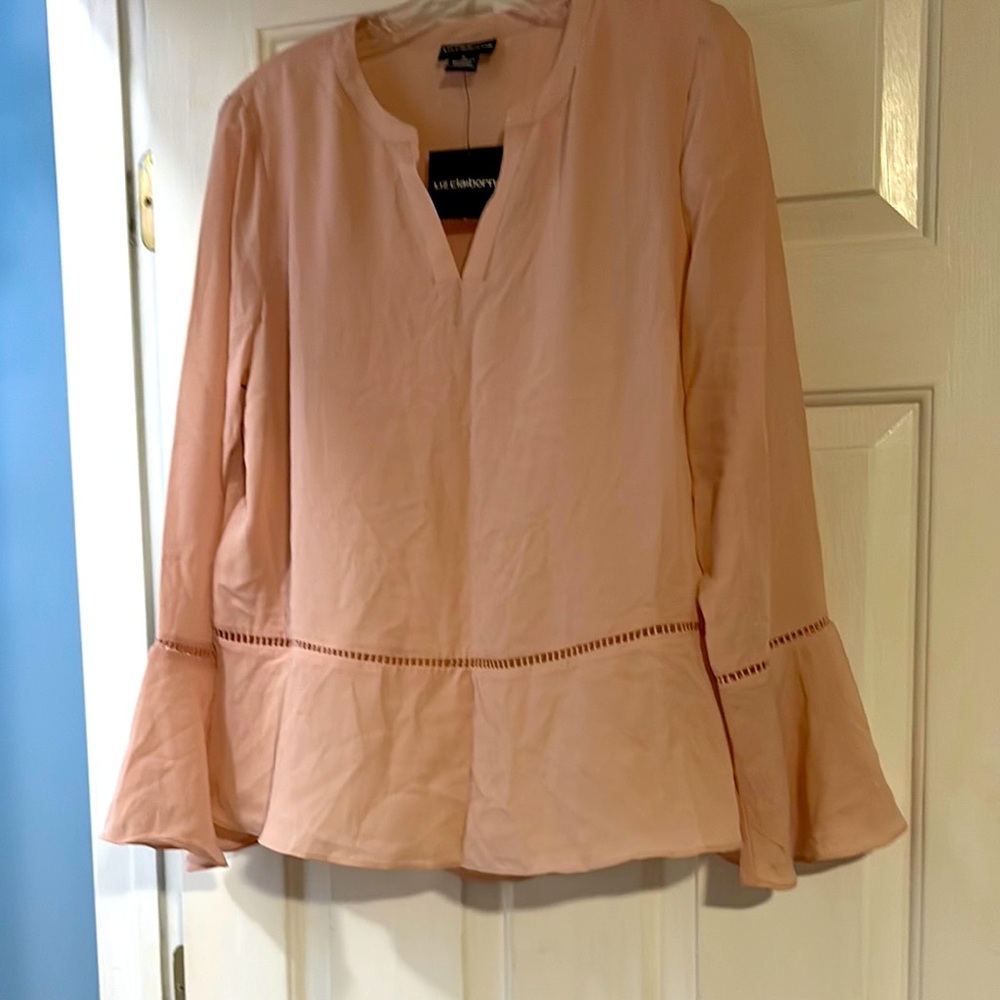 Liz Claiborne Light Pink Top